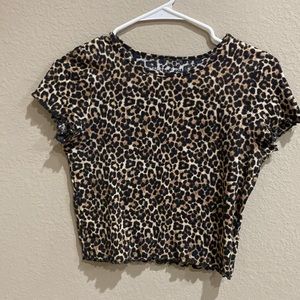 american eagle size small cheetah crop top